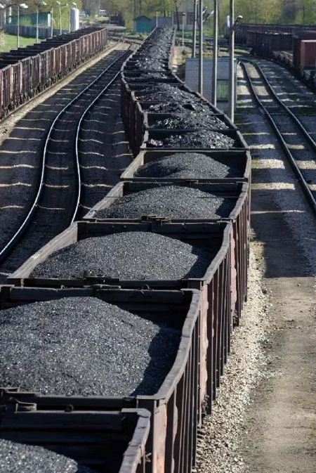 Украина существенно увеличила пошлины на российский уголь